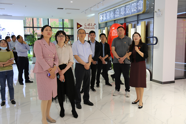 全市非公經(jīng)濟(jì)和社會組織黨建第二季度工作例會在新站召開！