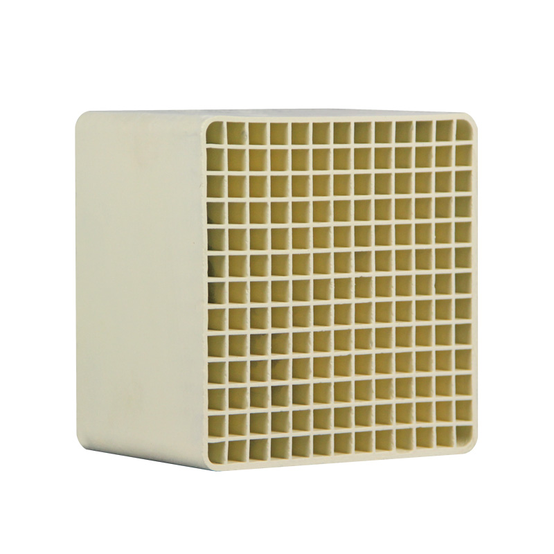 脫硝催化劑多少錢一噸？脫硝催化劑的價(jià)格是多少？