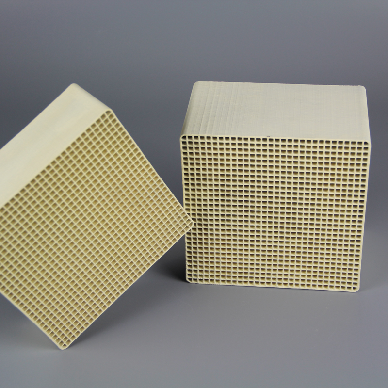 垃圾焚燒廠適合使用什么類型的脫硝催化劑產(chǎn)品呢？